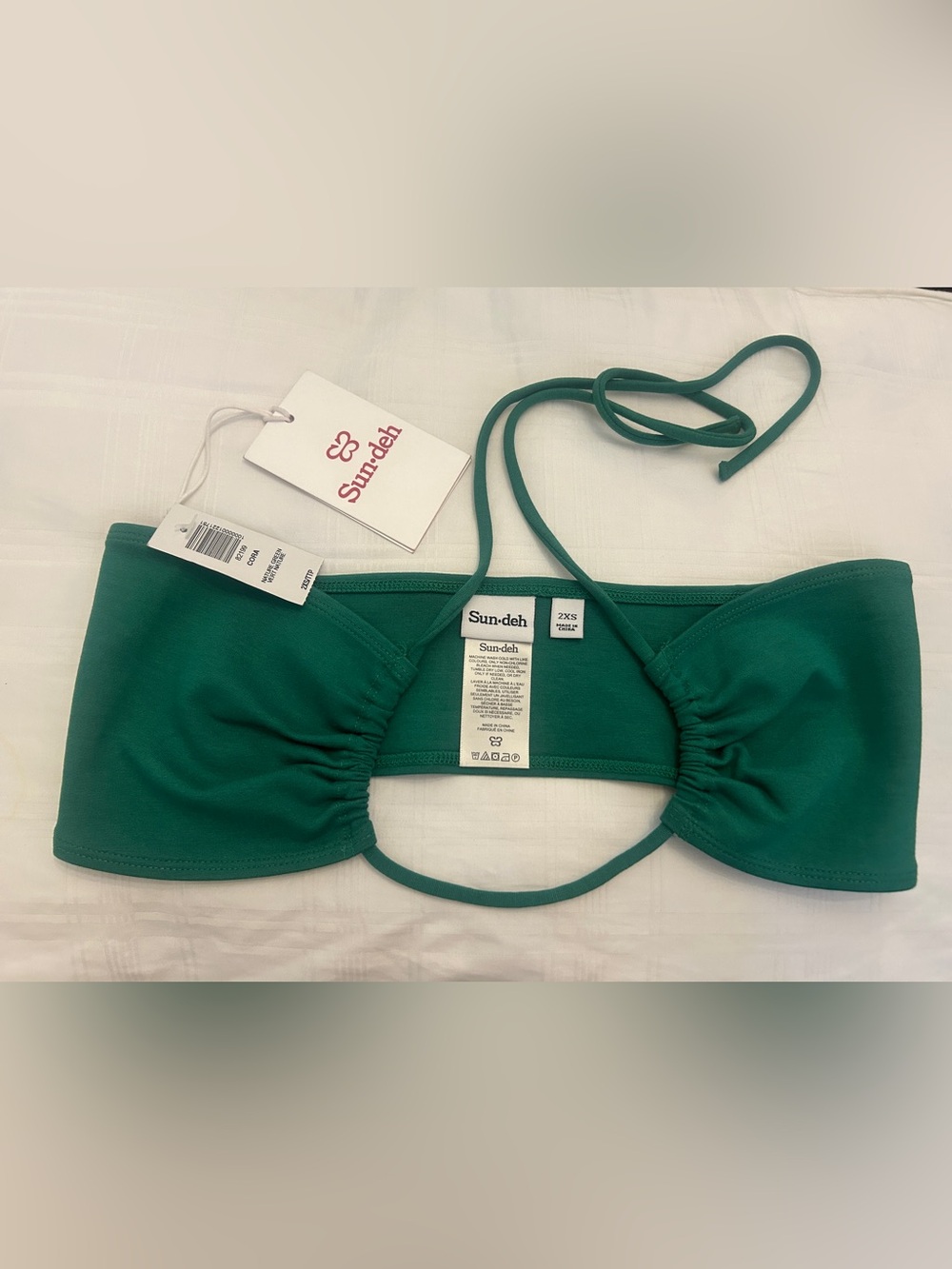 NWT Aritzia Sundeh Cora halter top Nature Green 💚 xxs